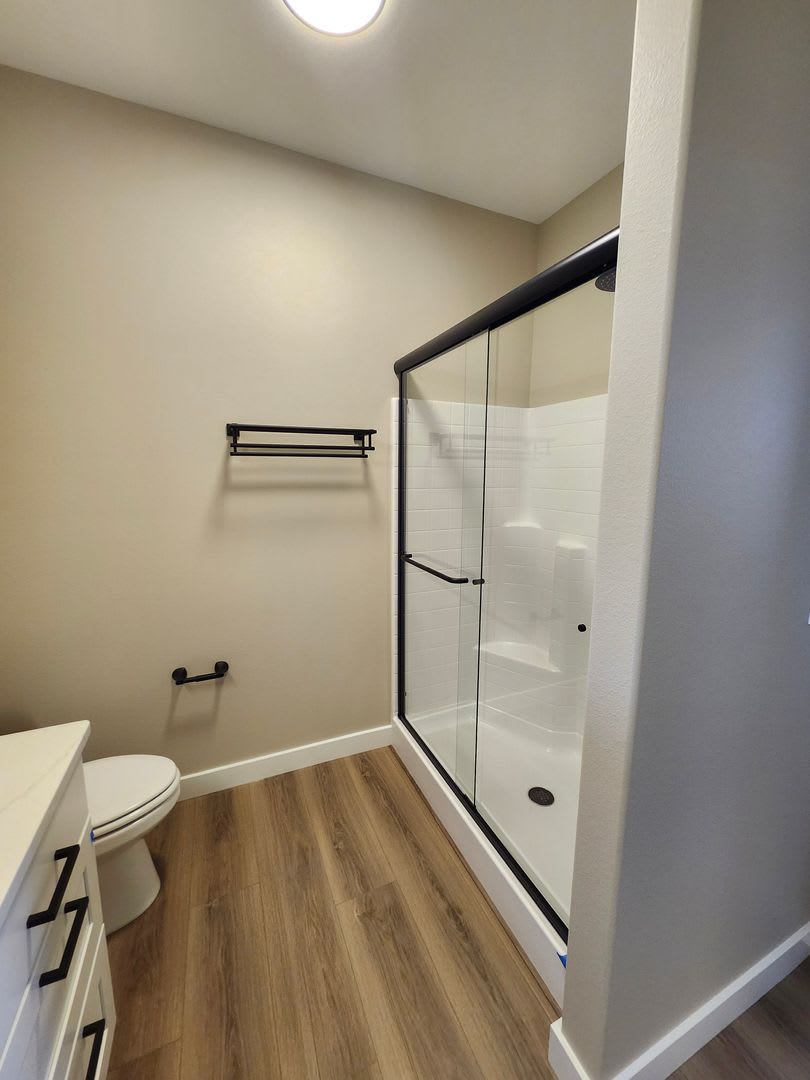 Gorgeous NEW CONSTRUCTION! w/Smart Home Technology, Washer & Dryer Included! – photo 1