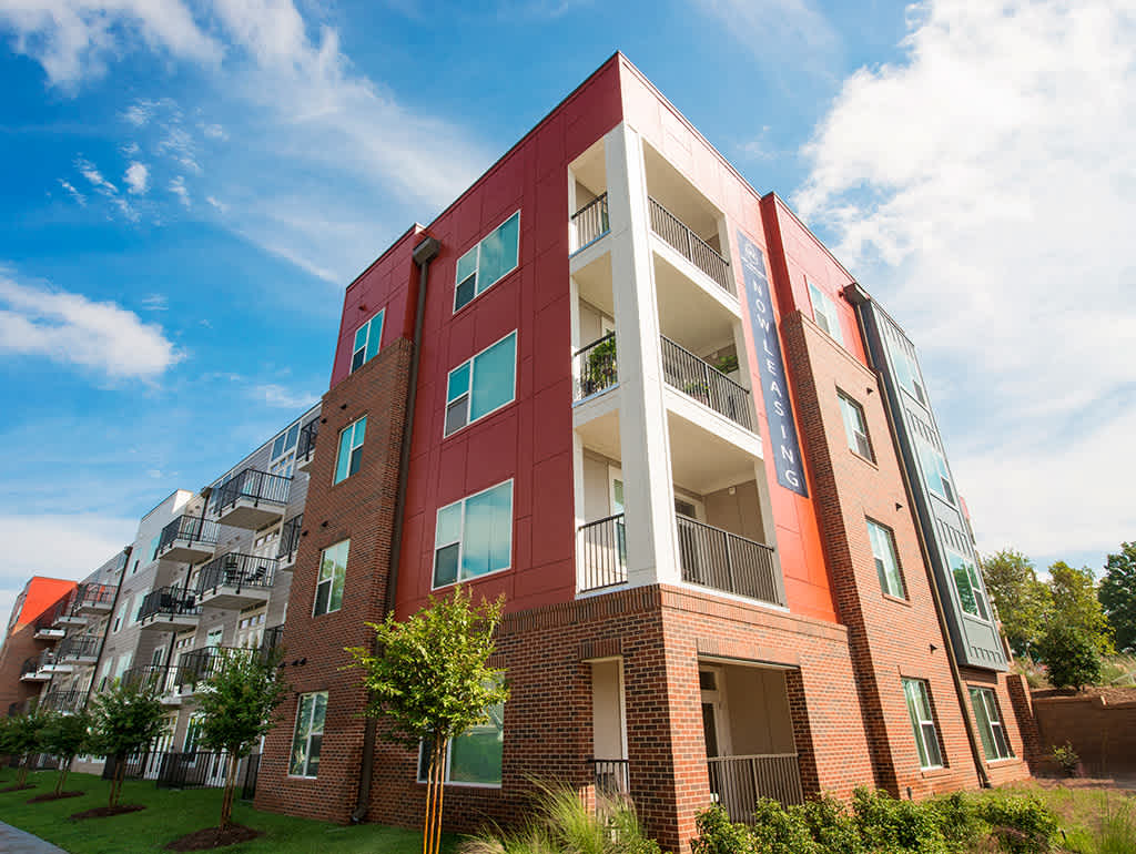 Link Apartments Brookstown – photo 2