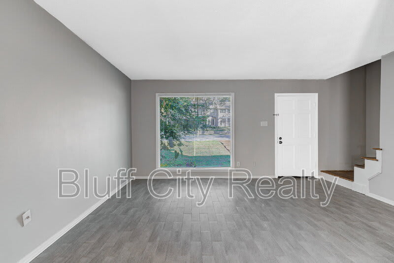 2291 Madison Avenue – photo 2