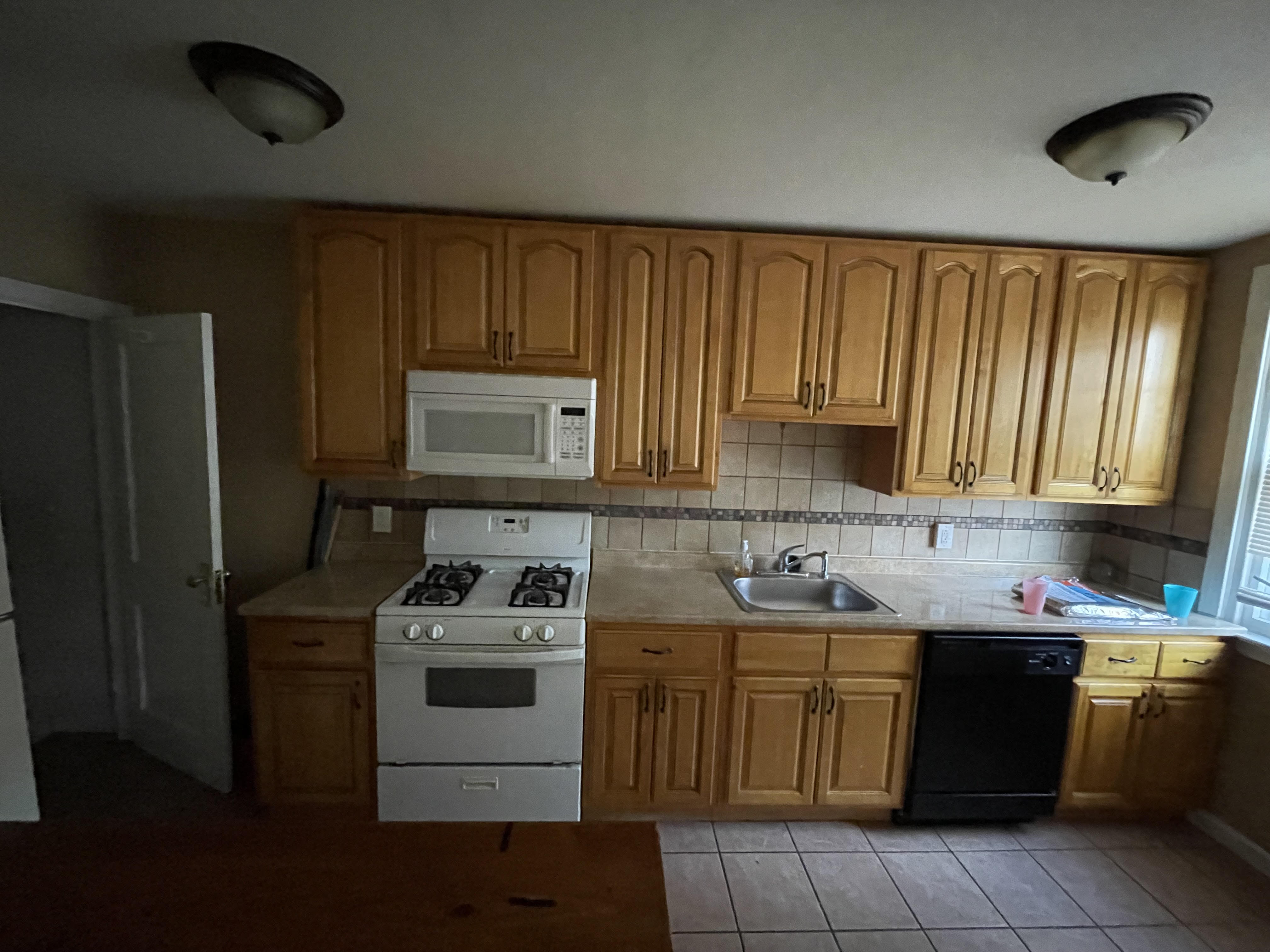 2947 Lardner Street – photo 3