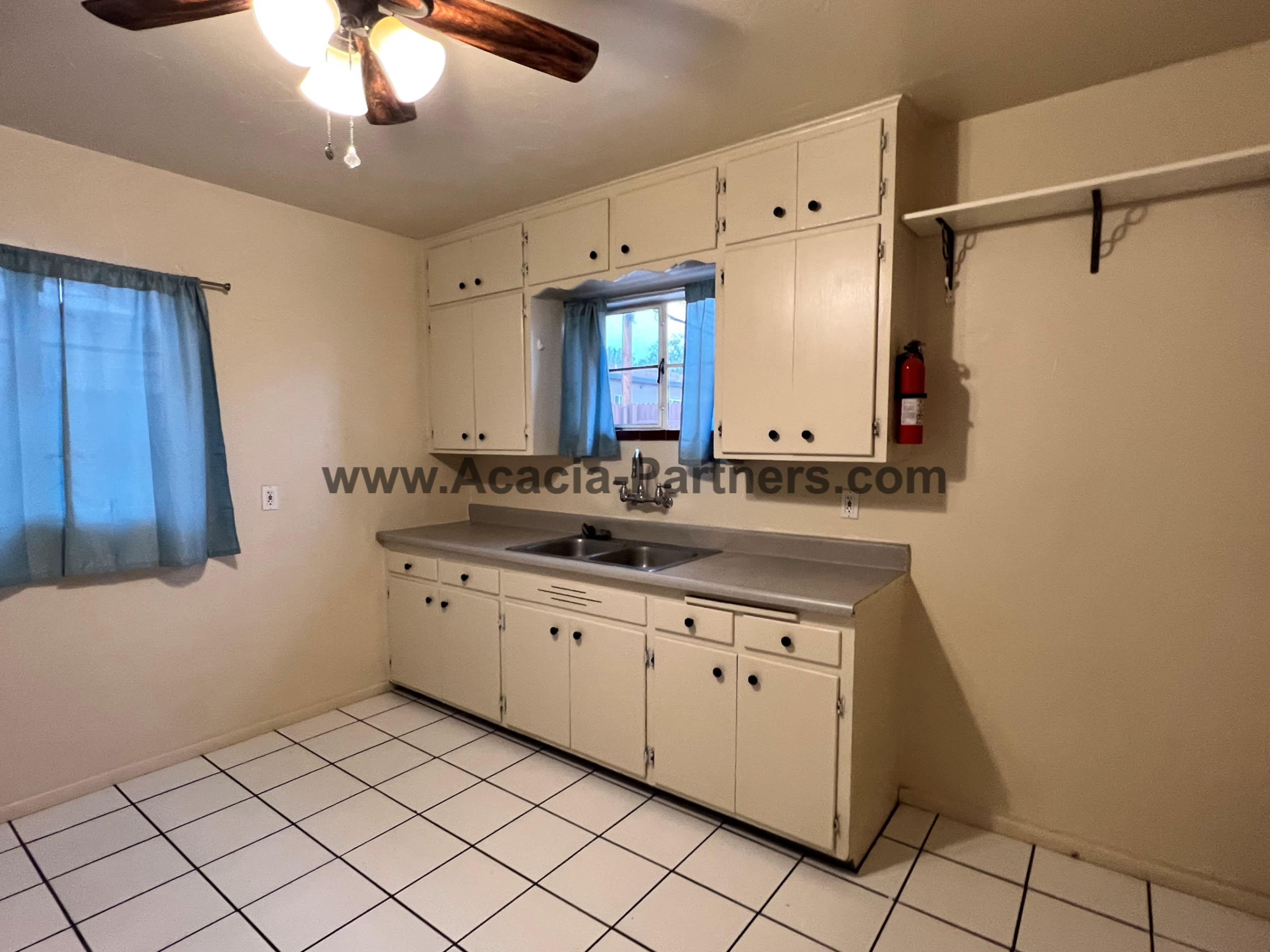 1412 N Euclid Ave – photo 4