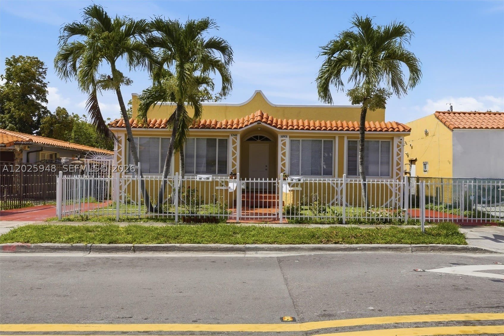 1745 SW 17th St – photo 1