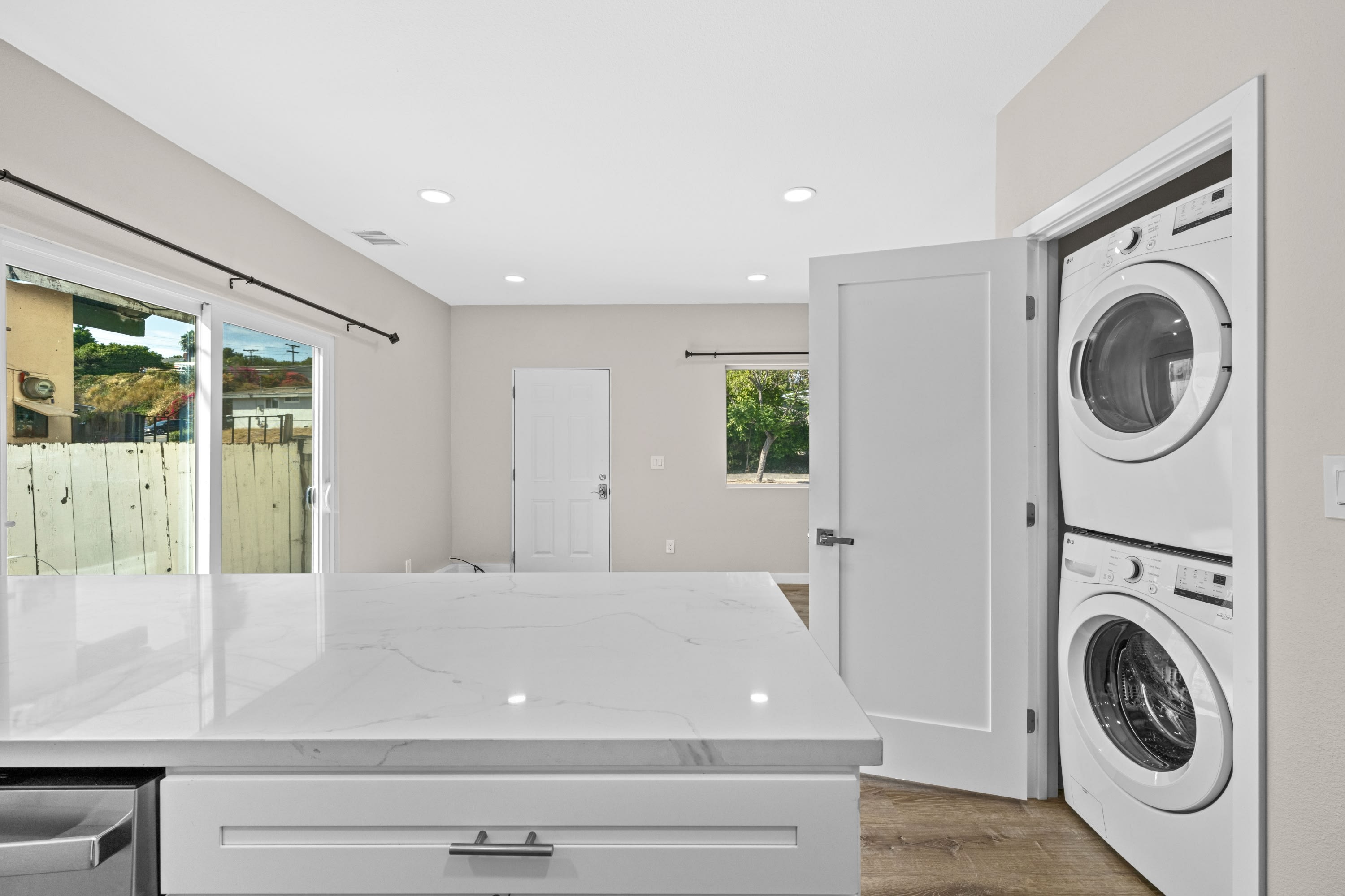 4904 54Th St – photo 4