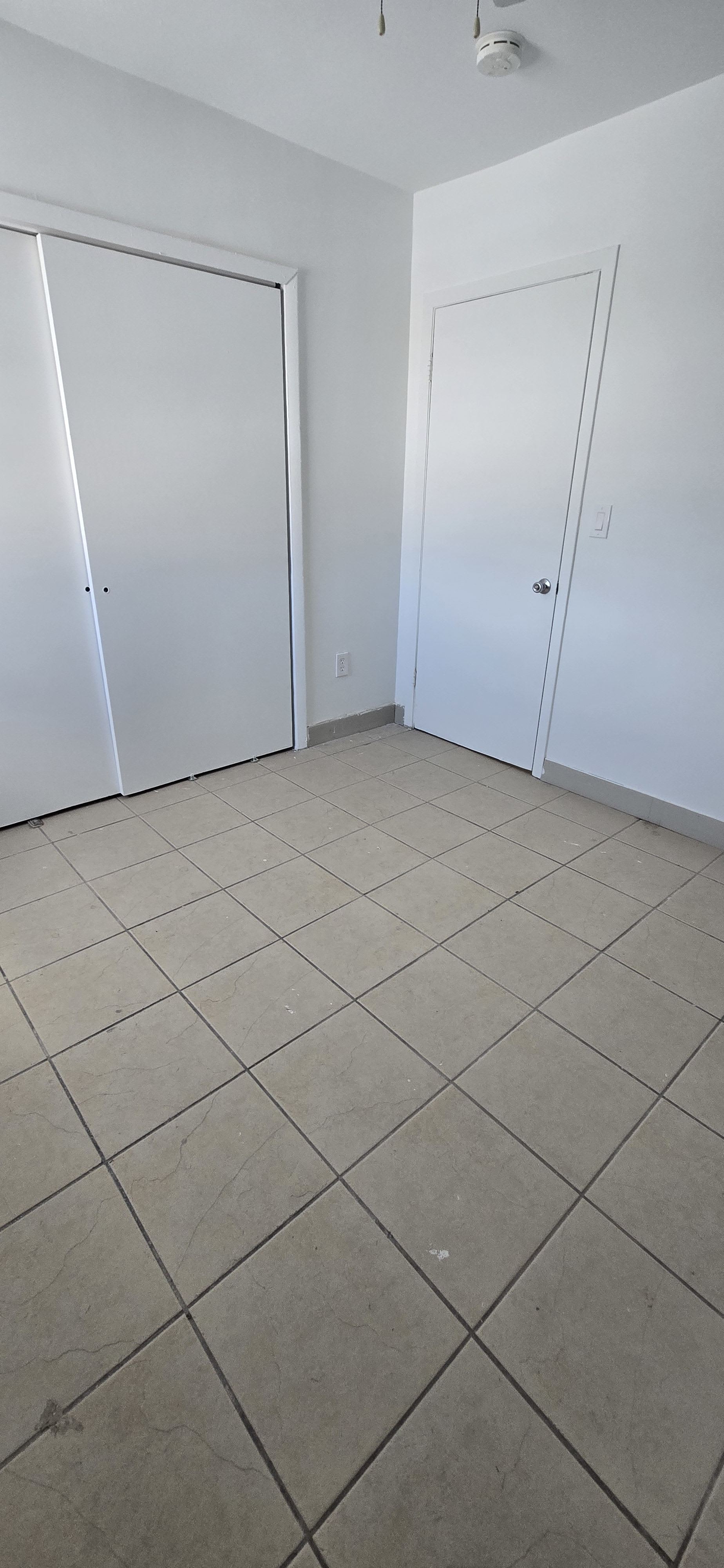 3120 Nw 22nd Ave – photo 2