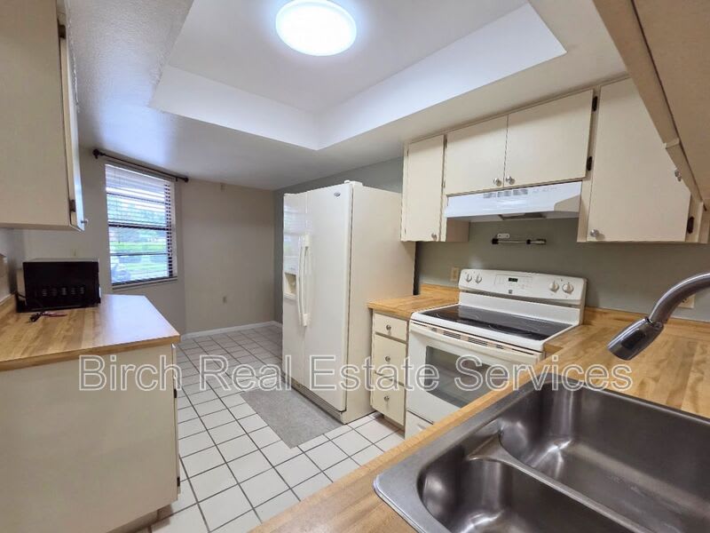 2131 Ridge Rd S. -#108 – photo 5