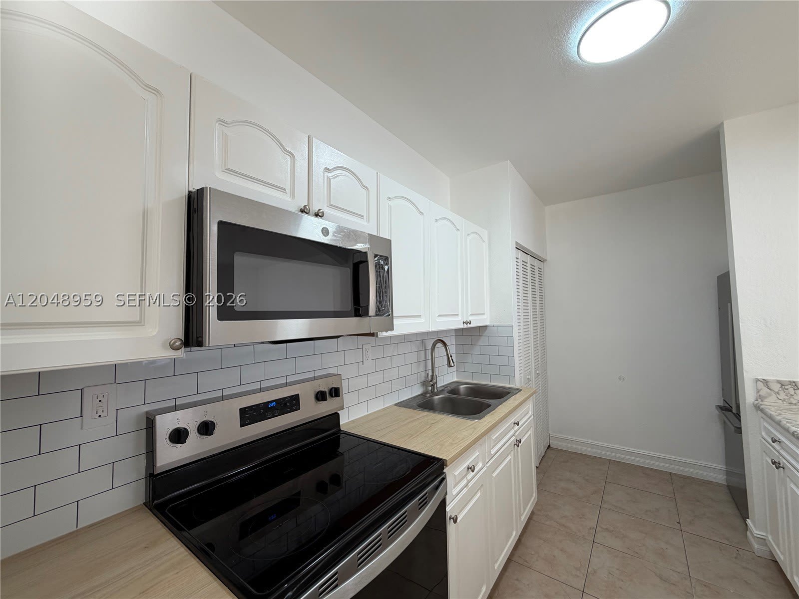 22725 SW 125th Ave – photo 2