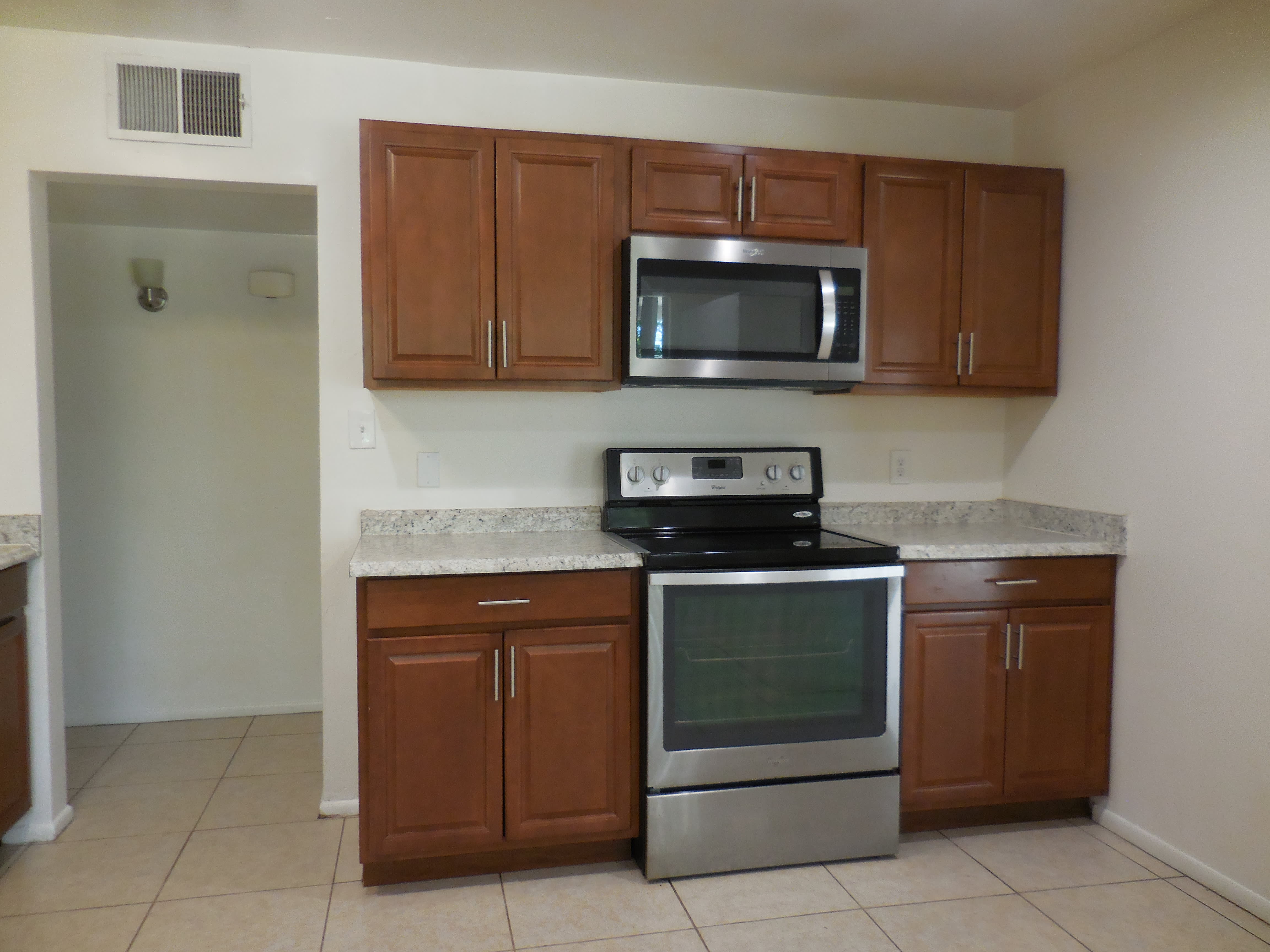 1305 E Don Carlos Ave – photo 3