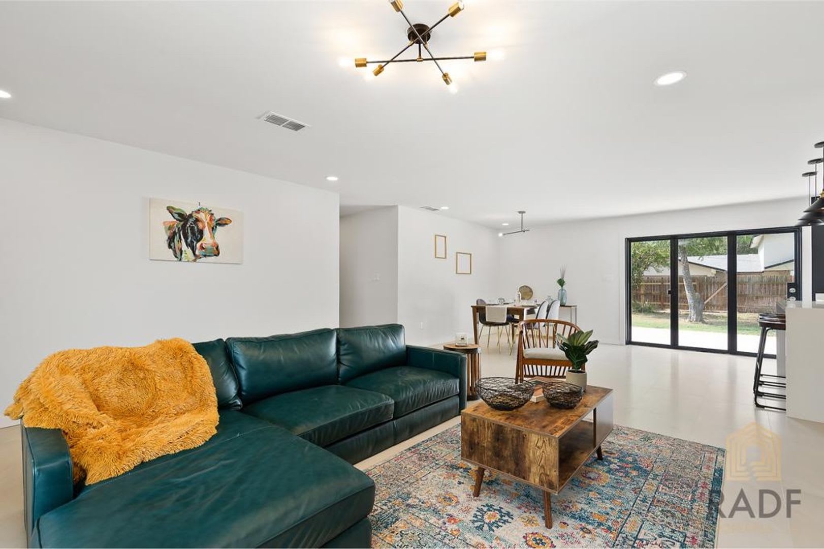 SPACIOUS 4 BED 3 BATH HOME FOR RENT!!! – photo 3