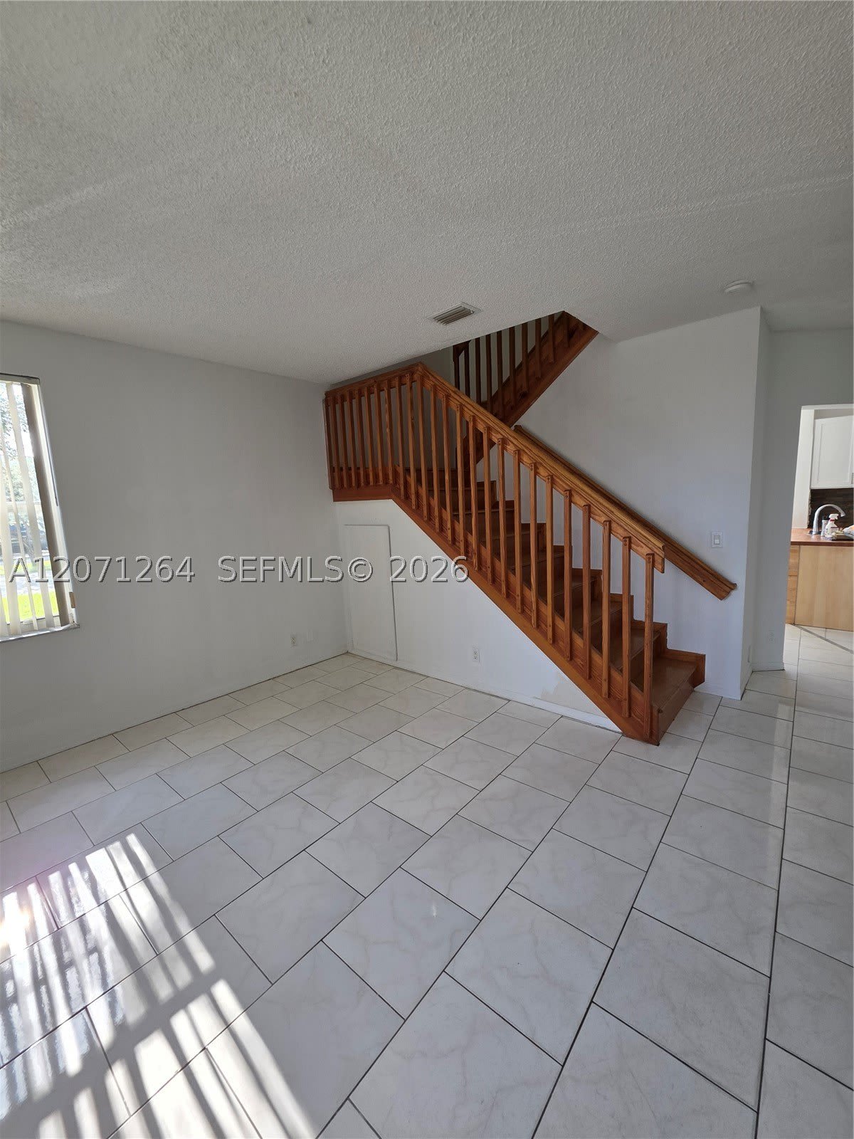 21250 Ne 8Th Pl – photo 3