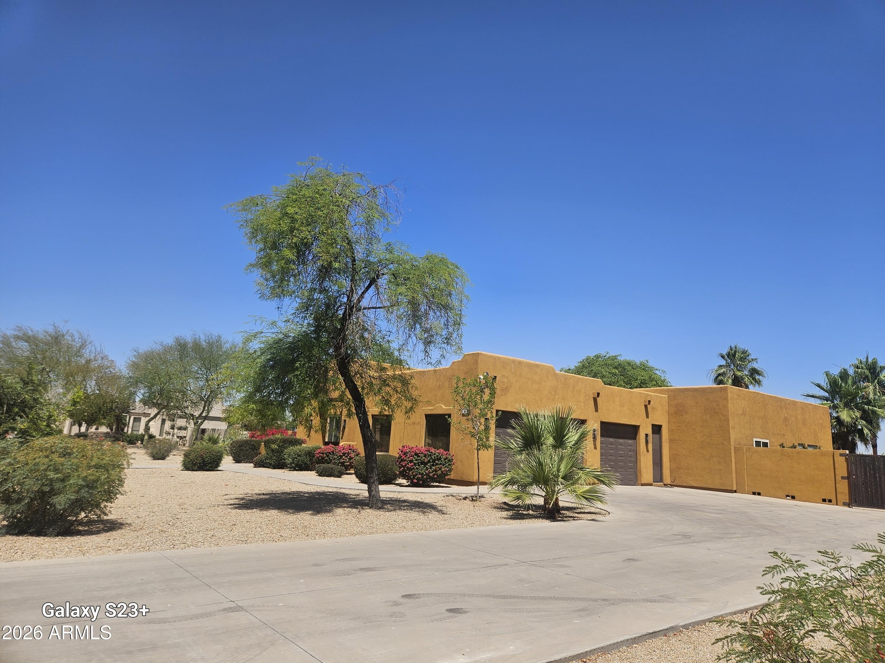 5118 W WINSTON Drive – photo 2