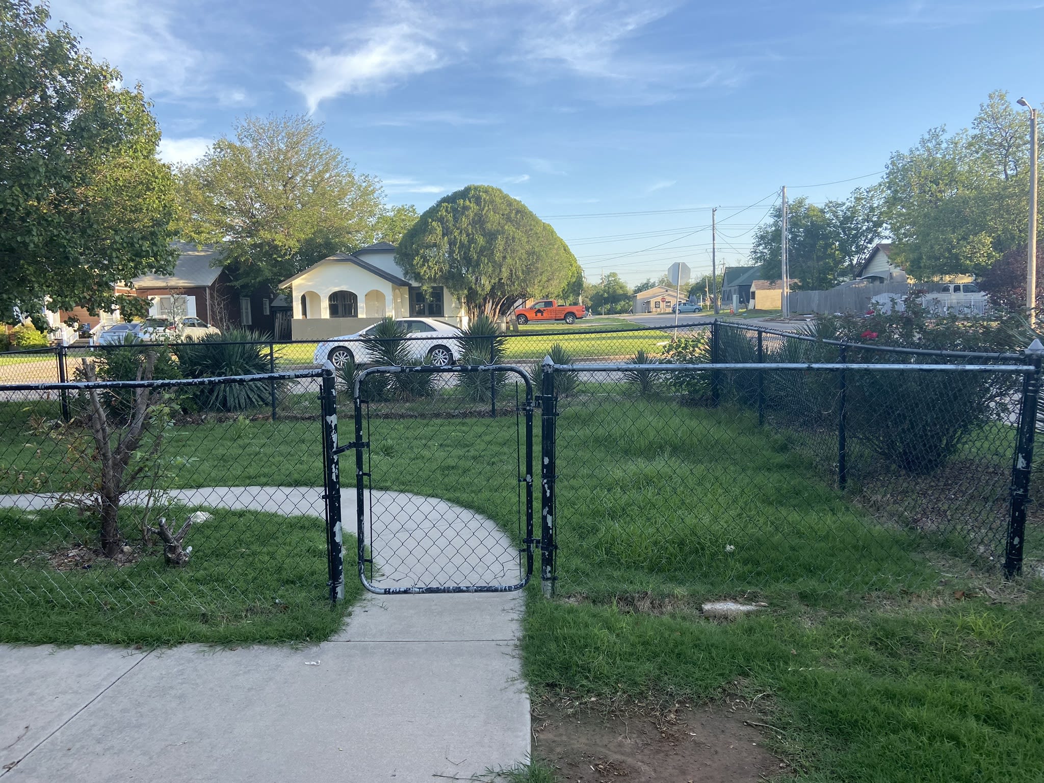 1515 Nw Arlington Ave – photo 2