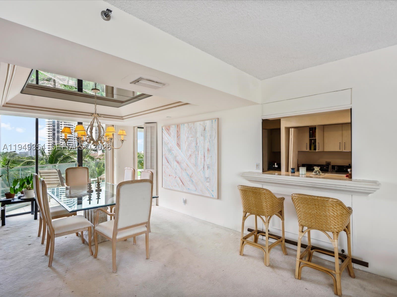 2800 Island Blvd – photo 5