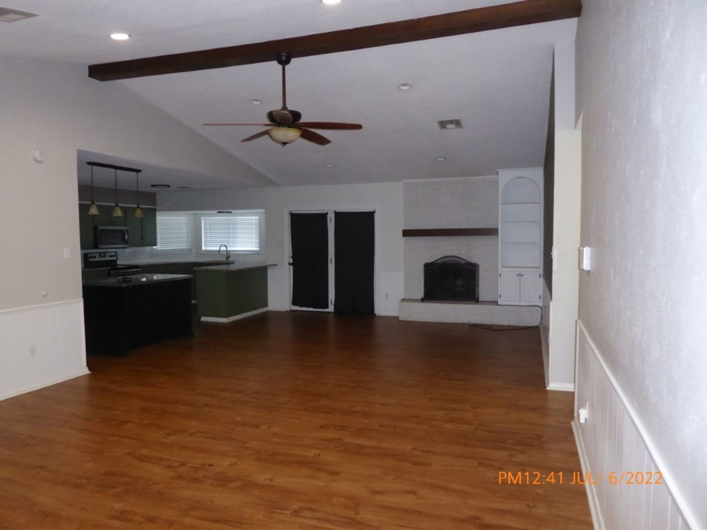 2315 NE Village Dr – photo 1