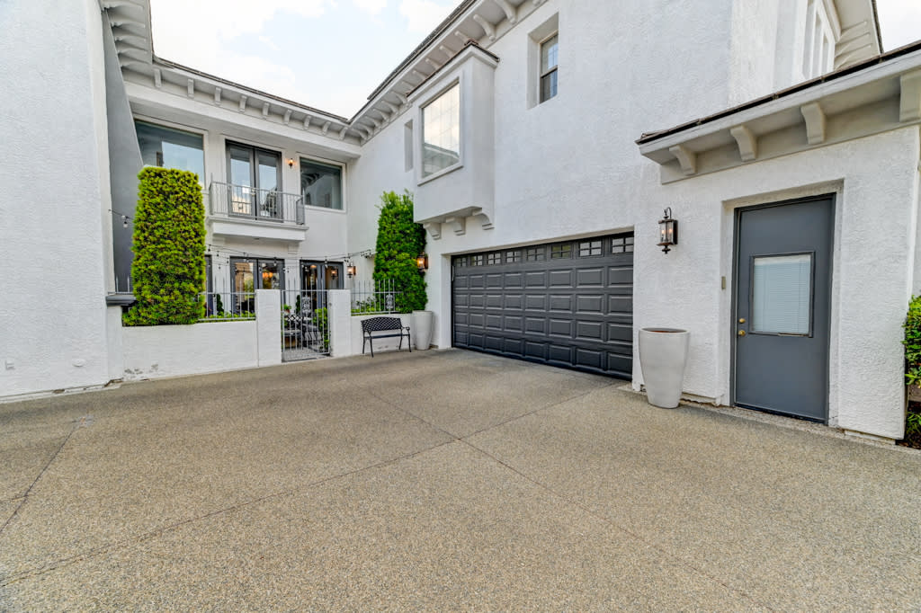10212 Stone Briar Court – photo 5