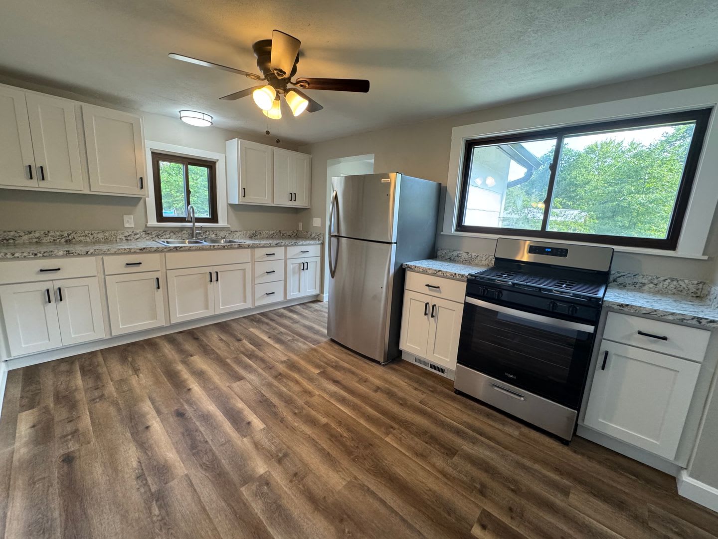 Complete Remodel Beautiful 4 Bedroom House For Rent – photo 1