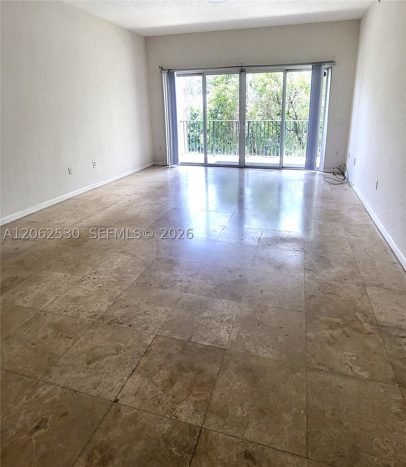 1650 Presidential Way – photo 2