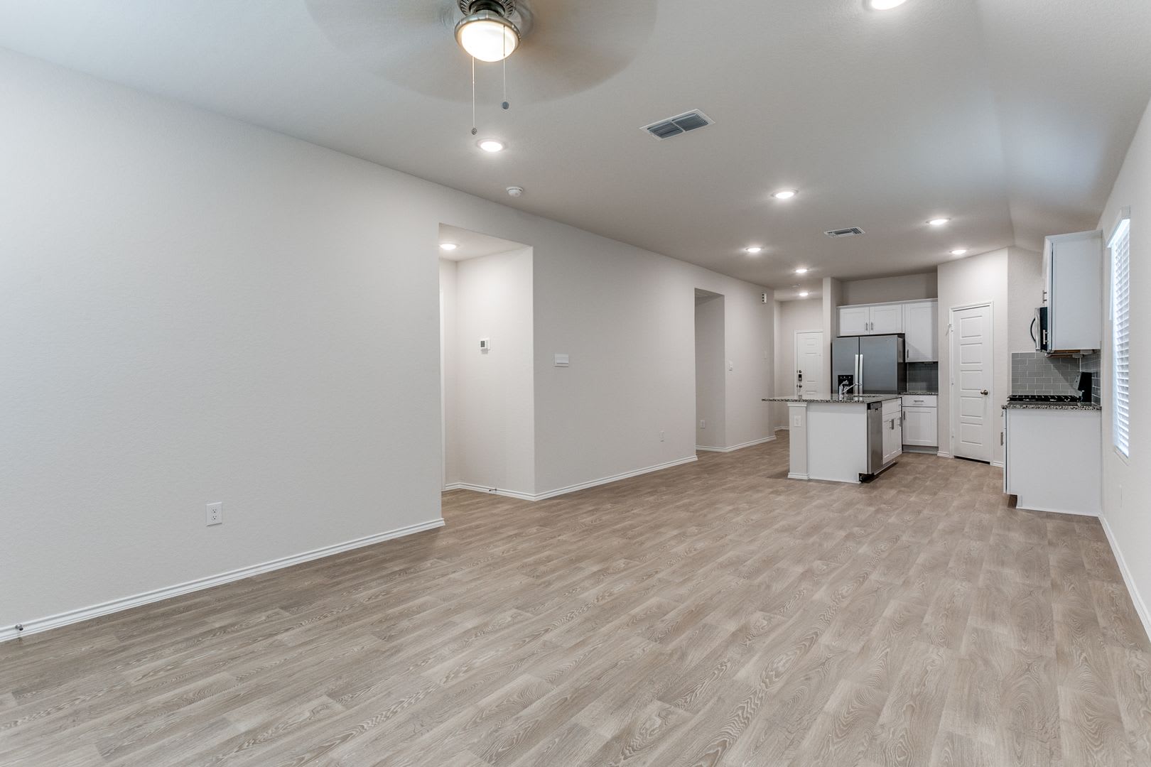 New Home For Lease 4 2 2 – photo 2