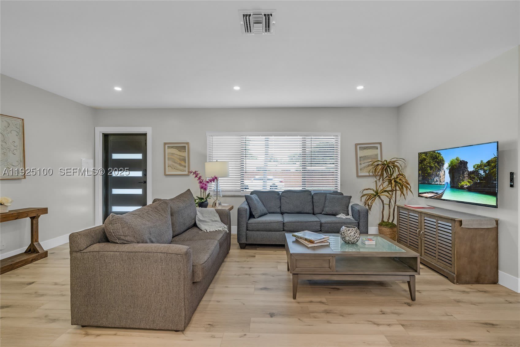 1204 NE 7th St – photo 4