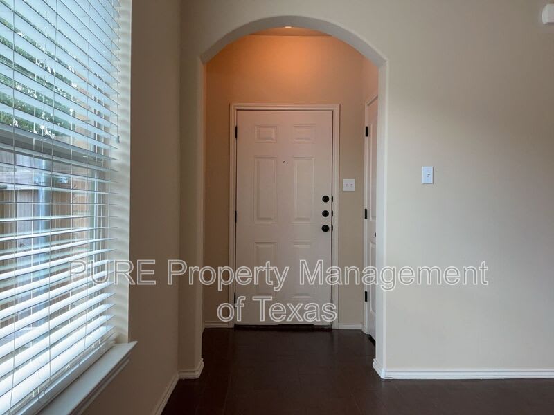 1144 Brendon Lee Lane – photo 3