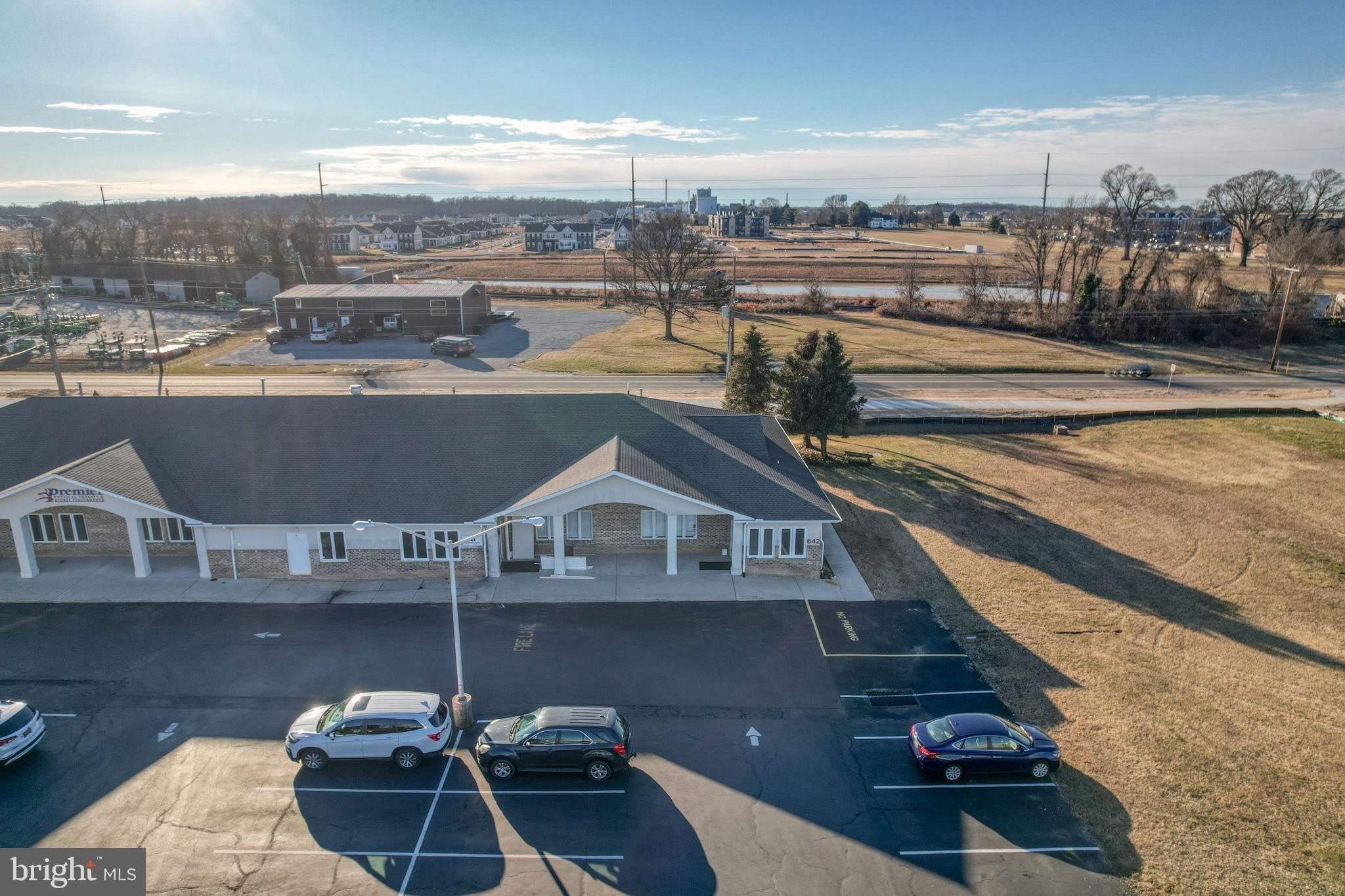 642 S QUEEN Street – photo 3