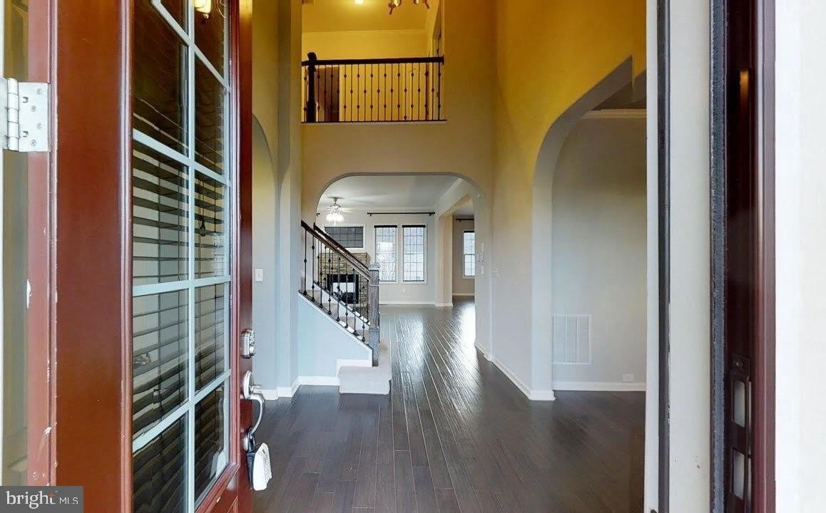 141 COACHMAN Circle – photo 2
