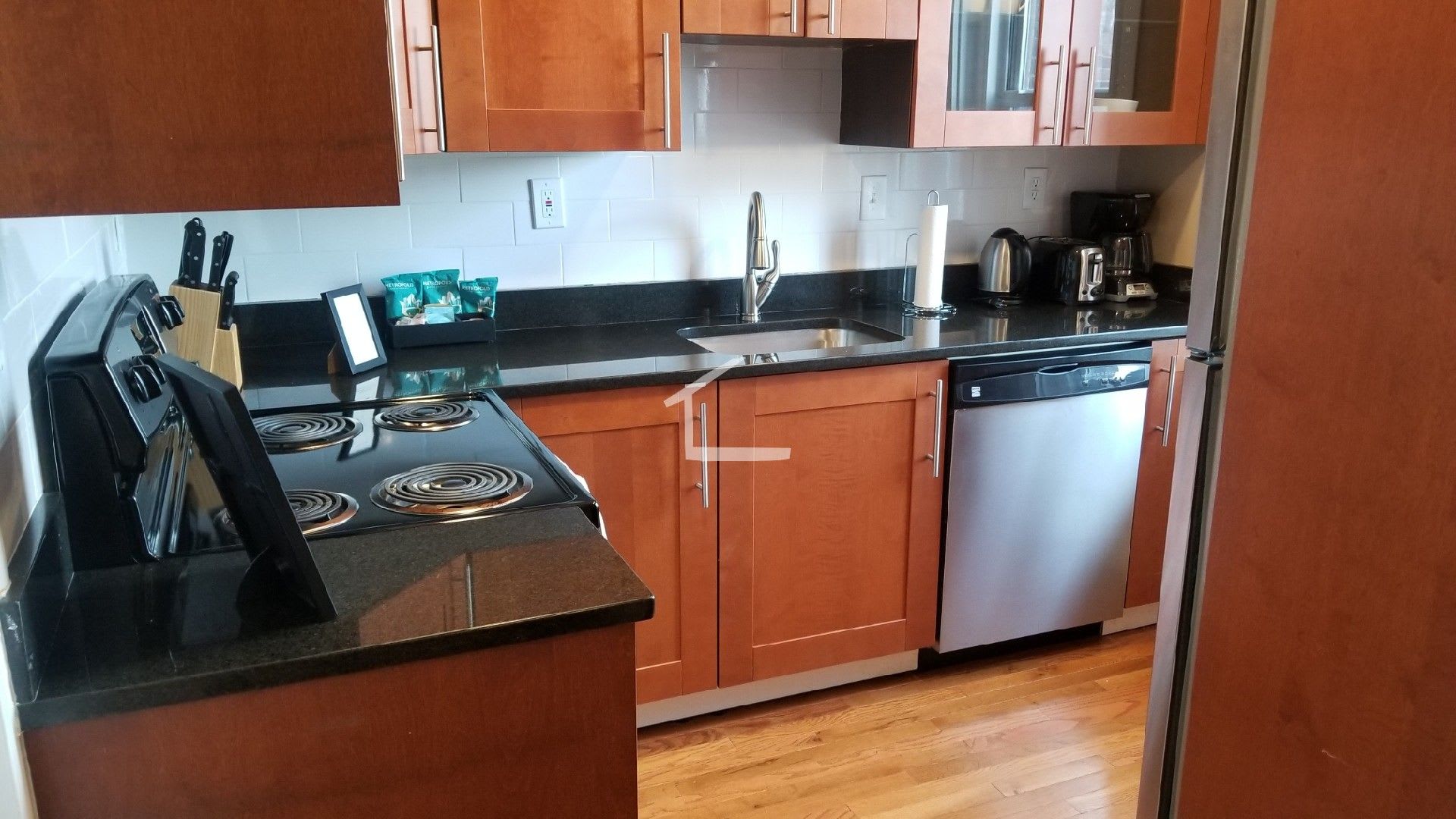 10 Bay State Rd #3R Boston MA 02215 – photo 3