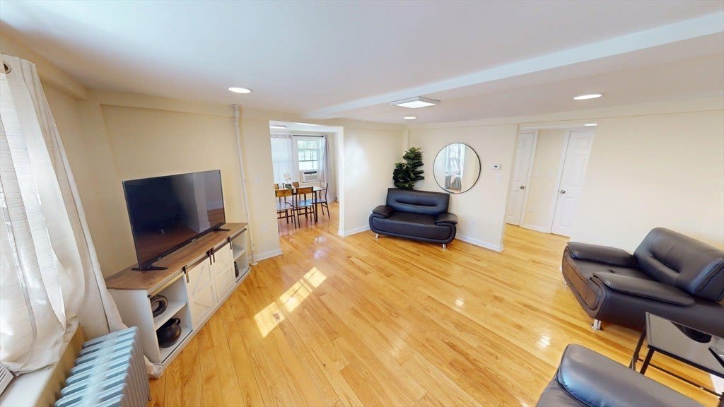 266 Webster St – photo 1