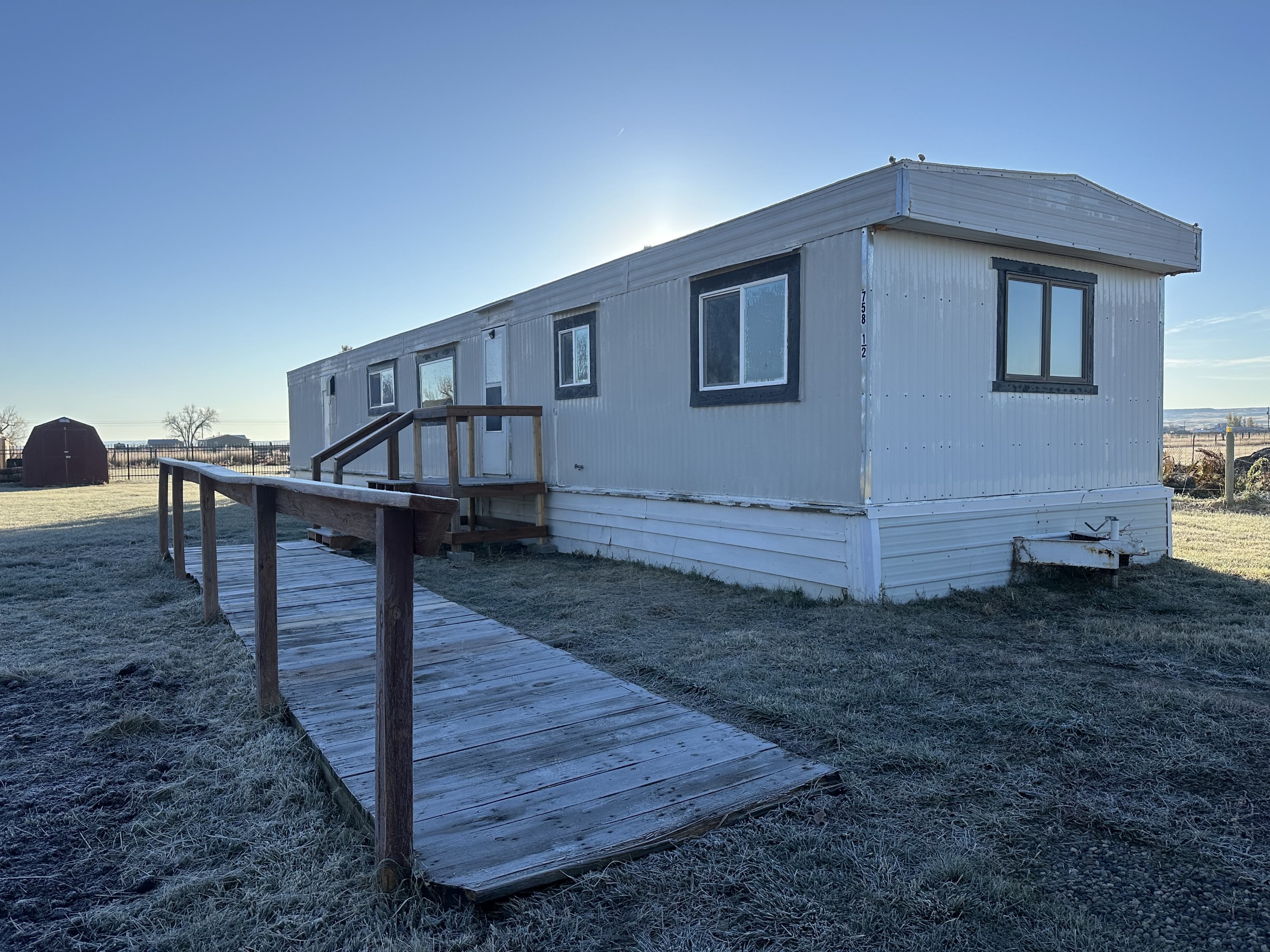 758 1/2 W G Road – photo 1