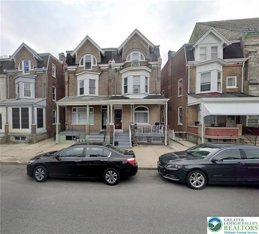 1438 W Turner Street – photo 1