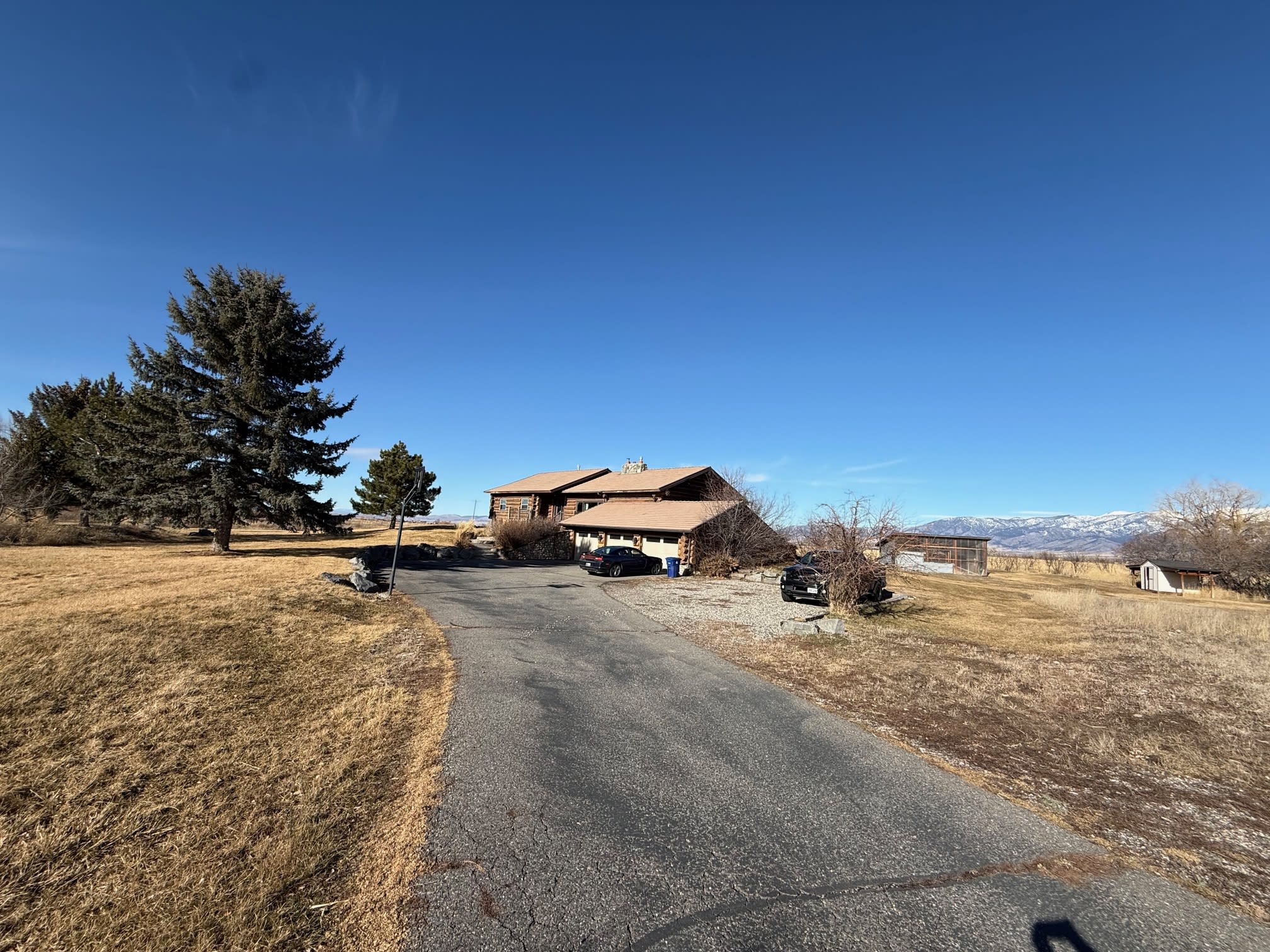 545 Coulee Drive – photo 2