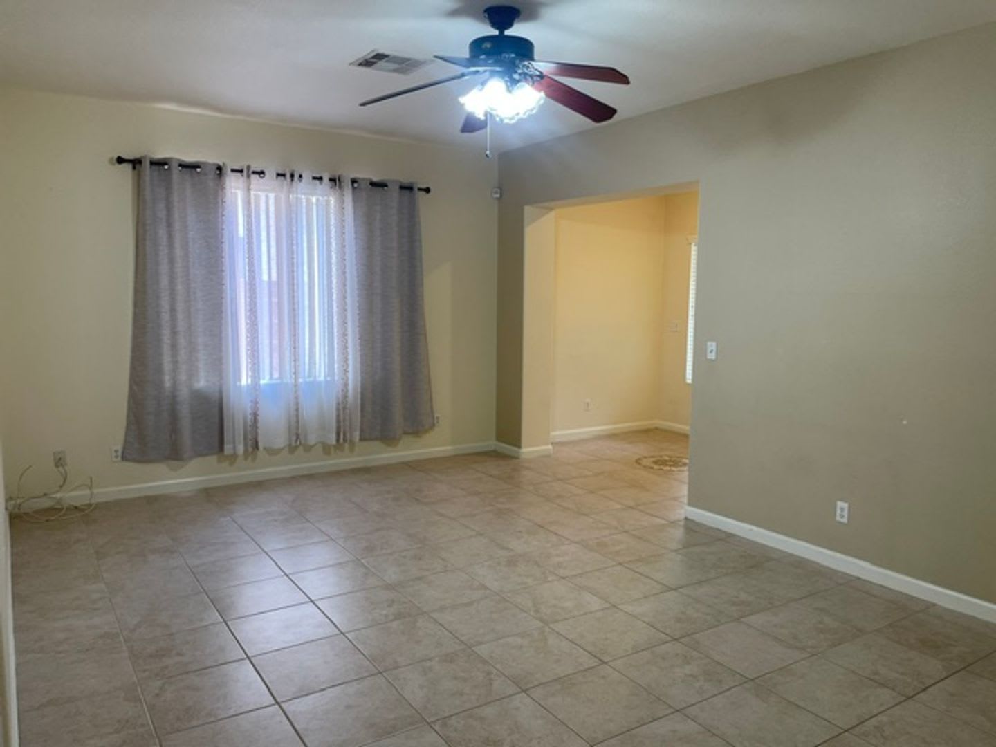 PECCOLE RANCH 4 BEDROOM HOME- GREAT HOME -GREAT LOCATION!!!!!!! – photo 2