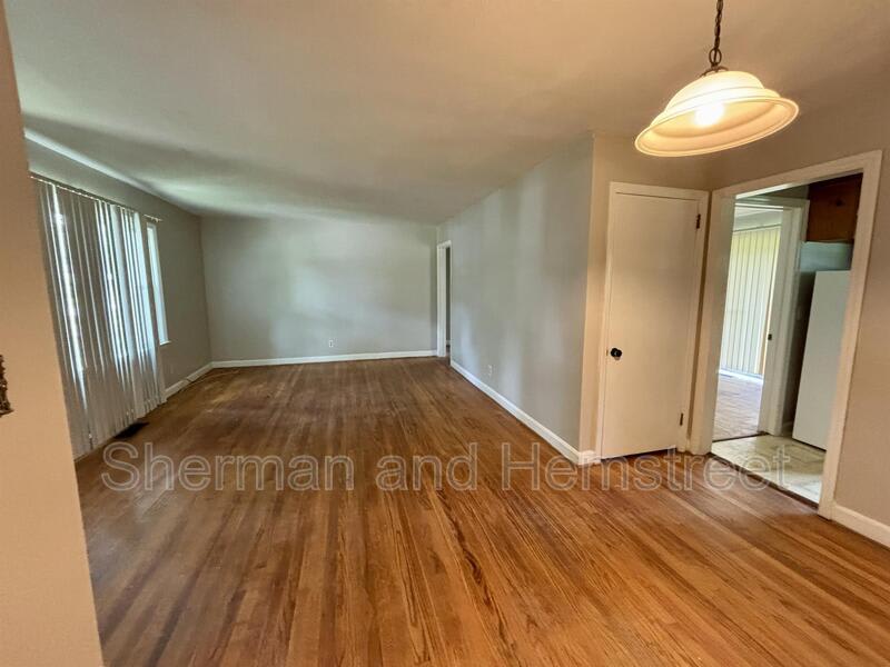 2020 Garr Drive – photo 4
