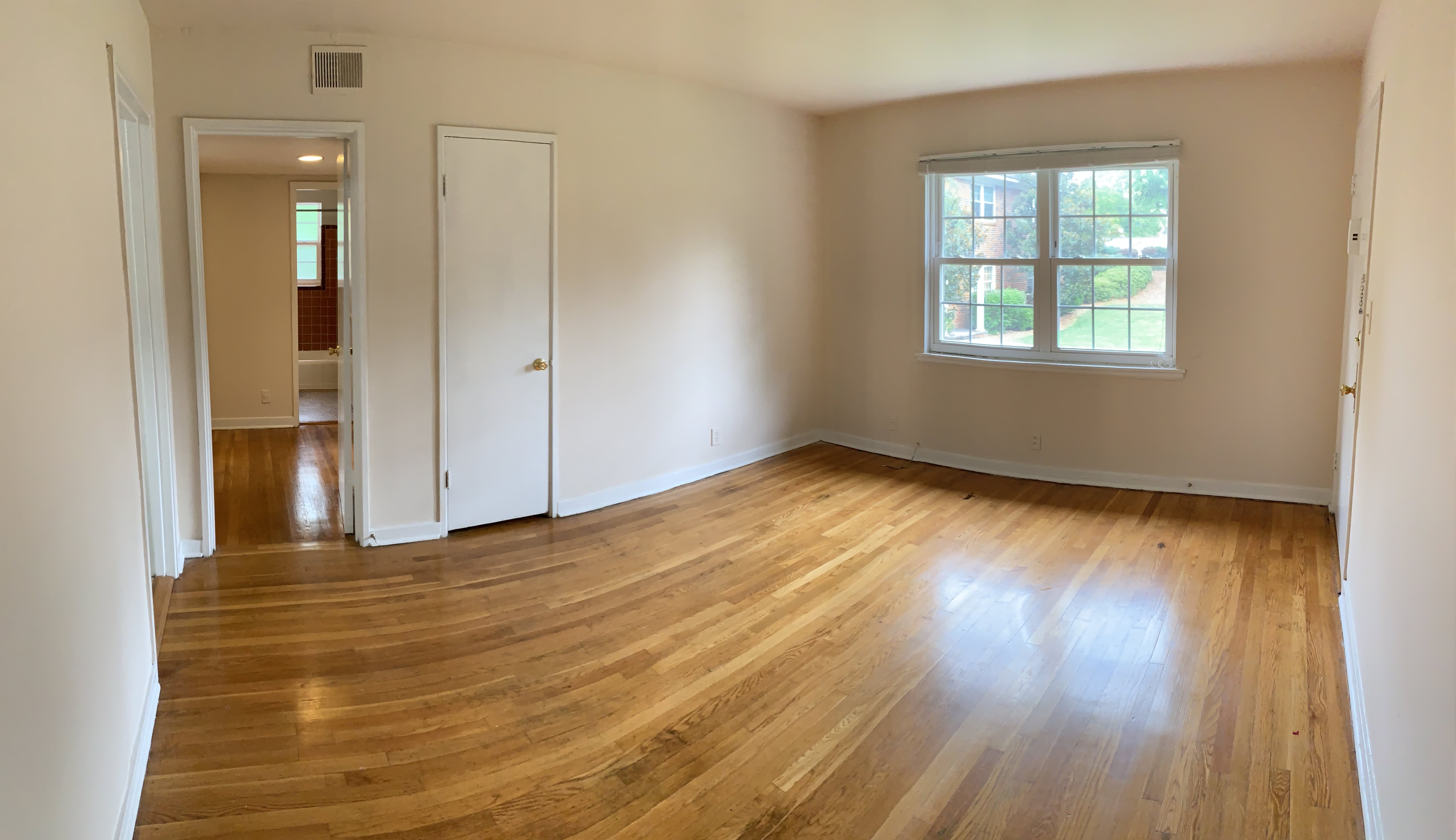 1902 Courtney Dr – photo 3