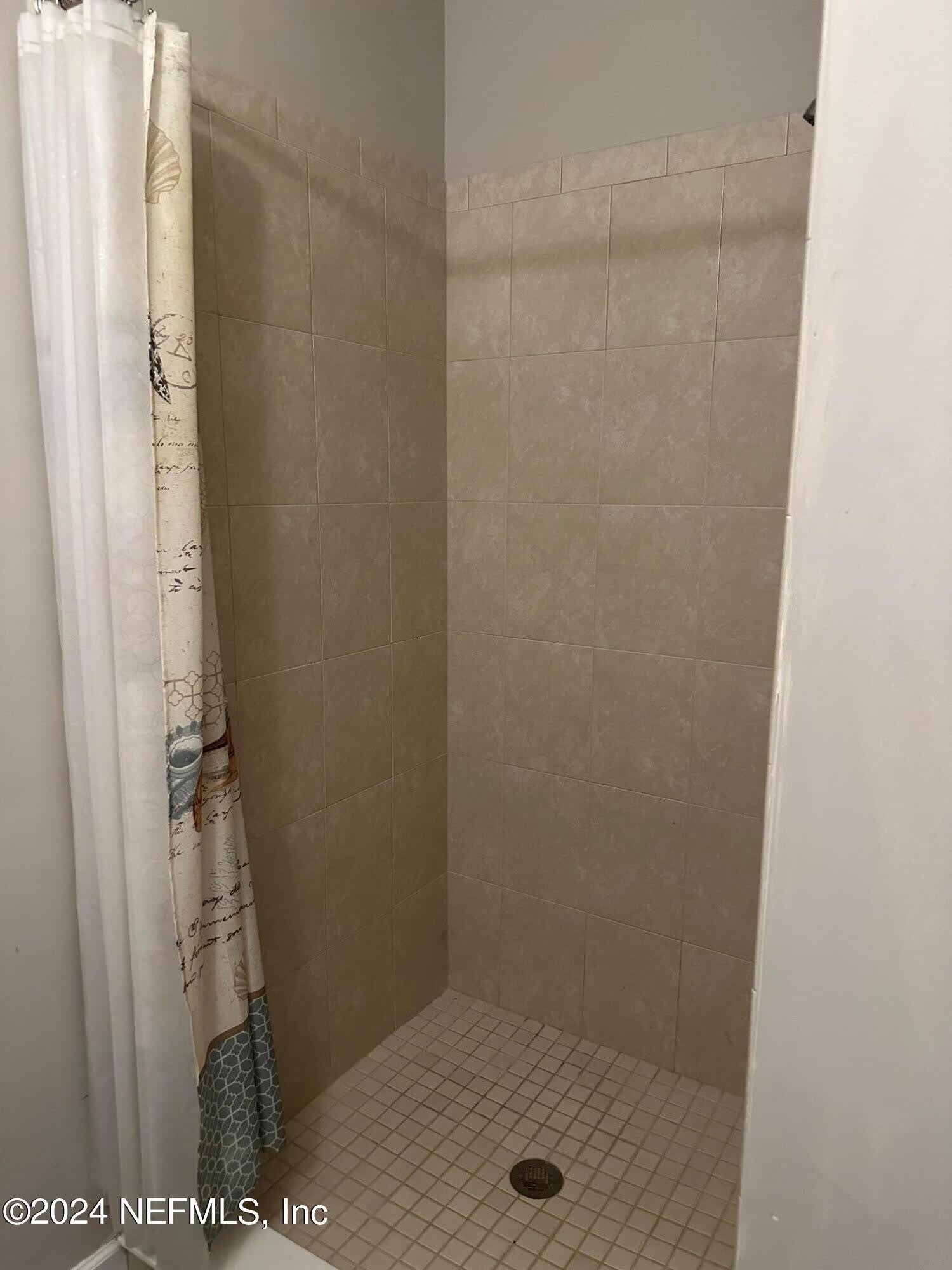 439 MIDWAY Street – photo 5