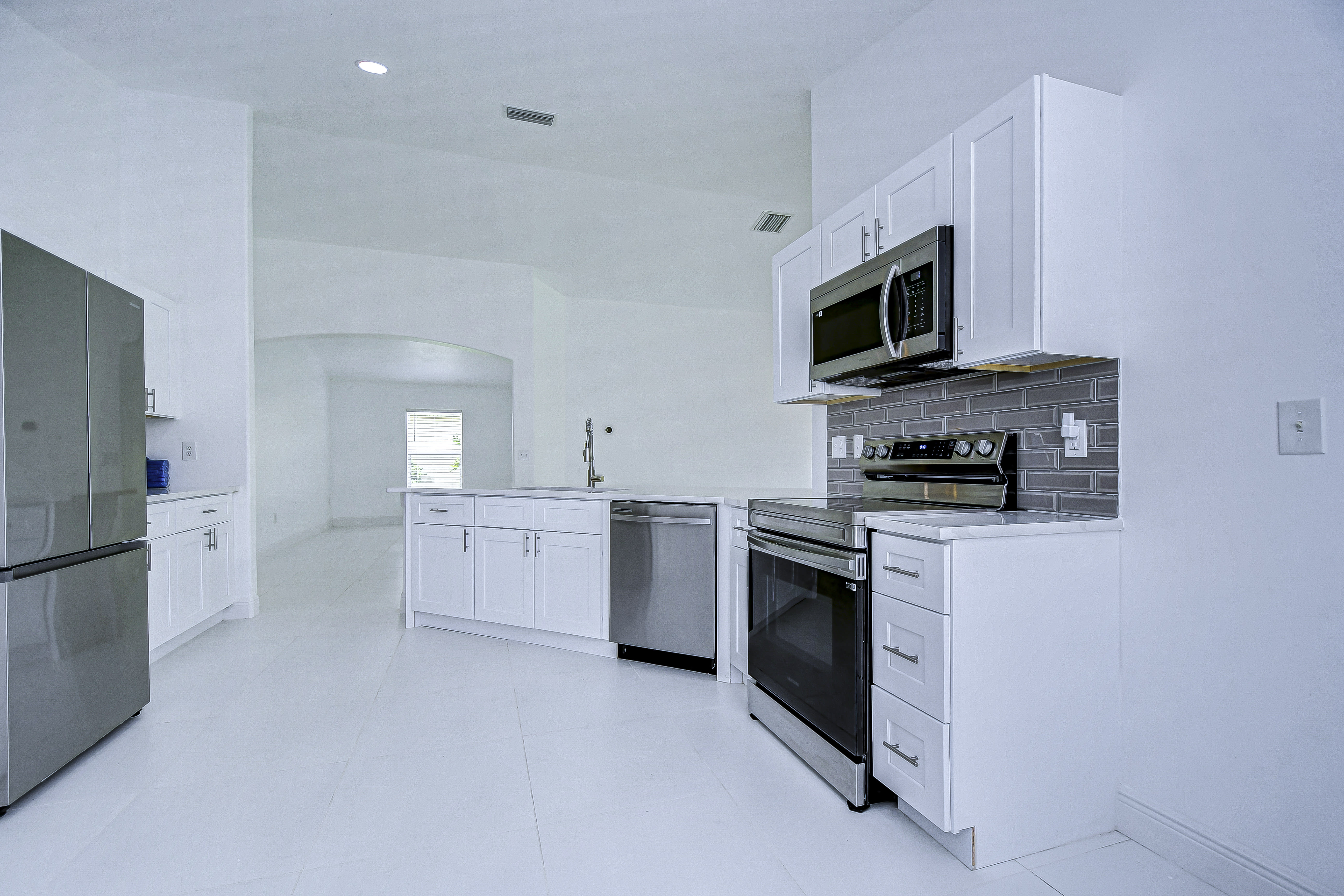 2227 Colville Chase Dr – photo 5