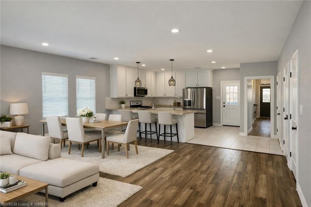 6612 Boston ST – photo 4