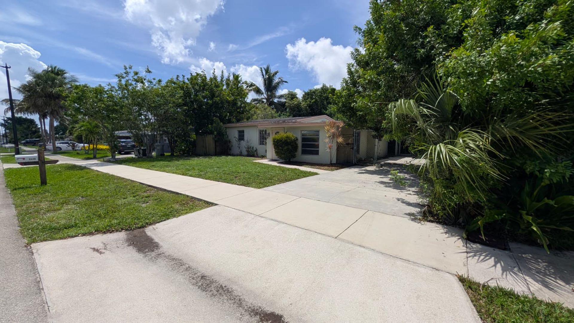 Pompano Beach Rental: 3 Bedrooms + Flexible Den – photo 3