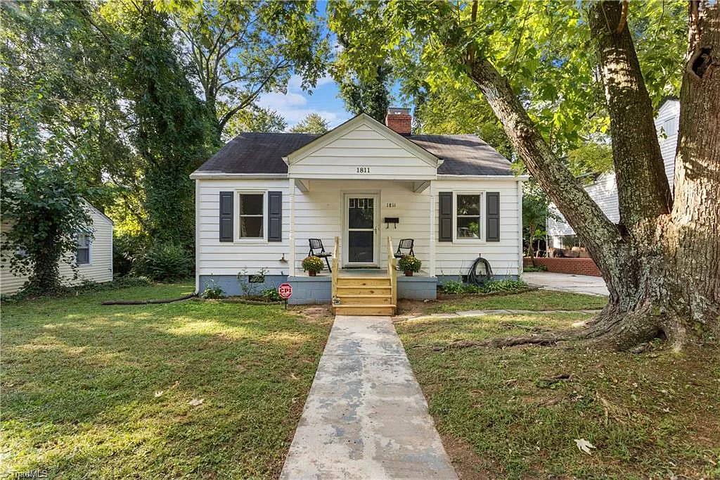 1811 Marion Street – photo 1