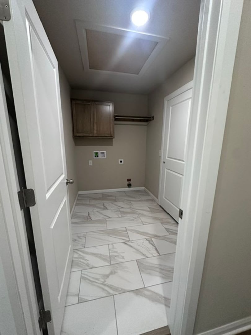 FIRST MONTH FREE! NEW HOME! – photo 3