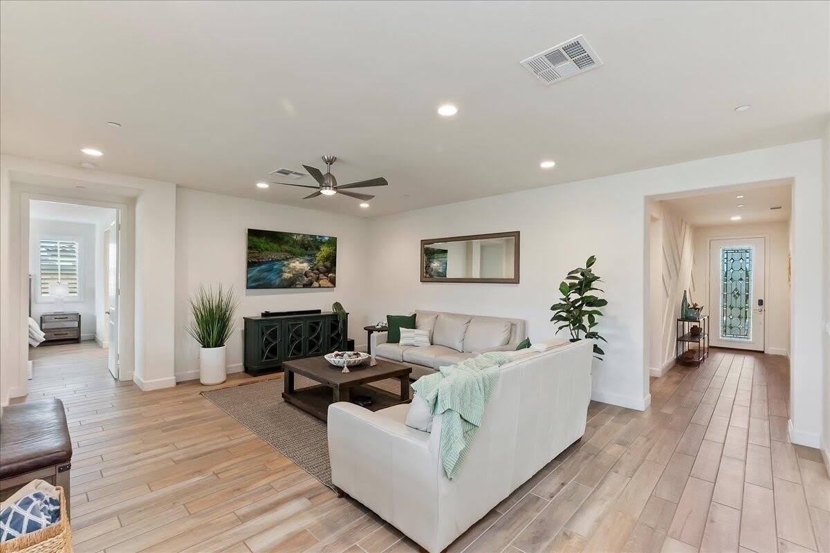 58179 Aragon Way – photo 4