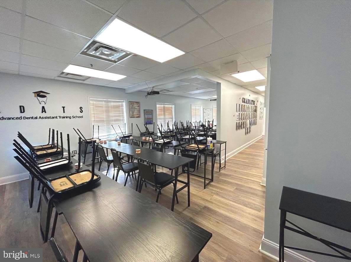 7430 HERITAGE VILLAGE Plaza – photo 1