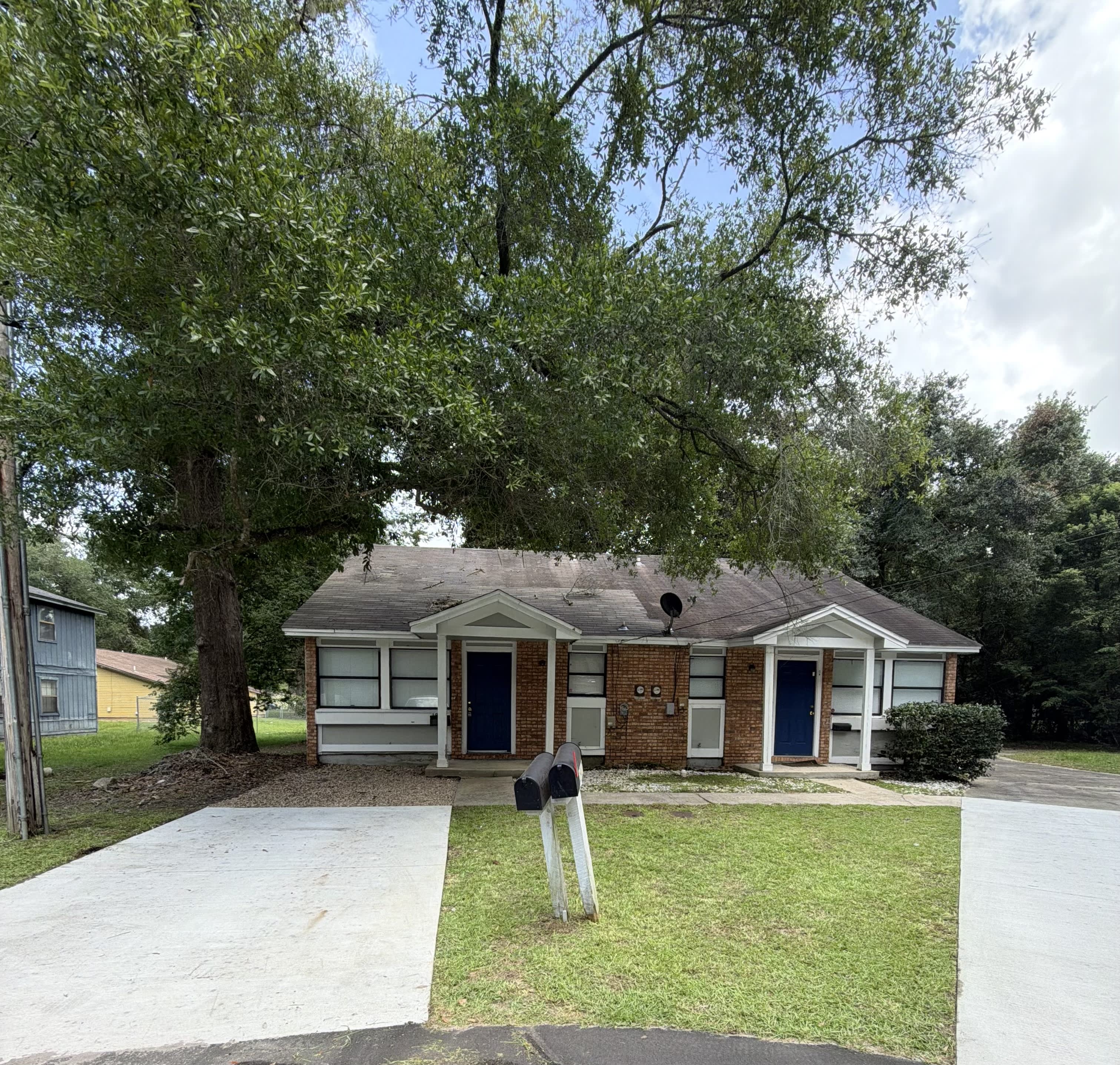 1917 Crosby Ct – photo 1