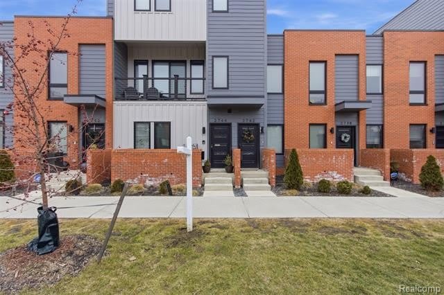 2744 Harrison Street – photo 1