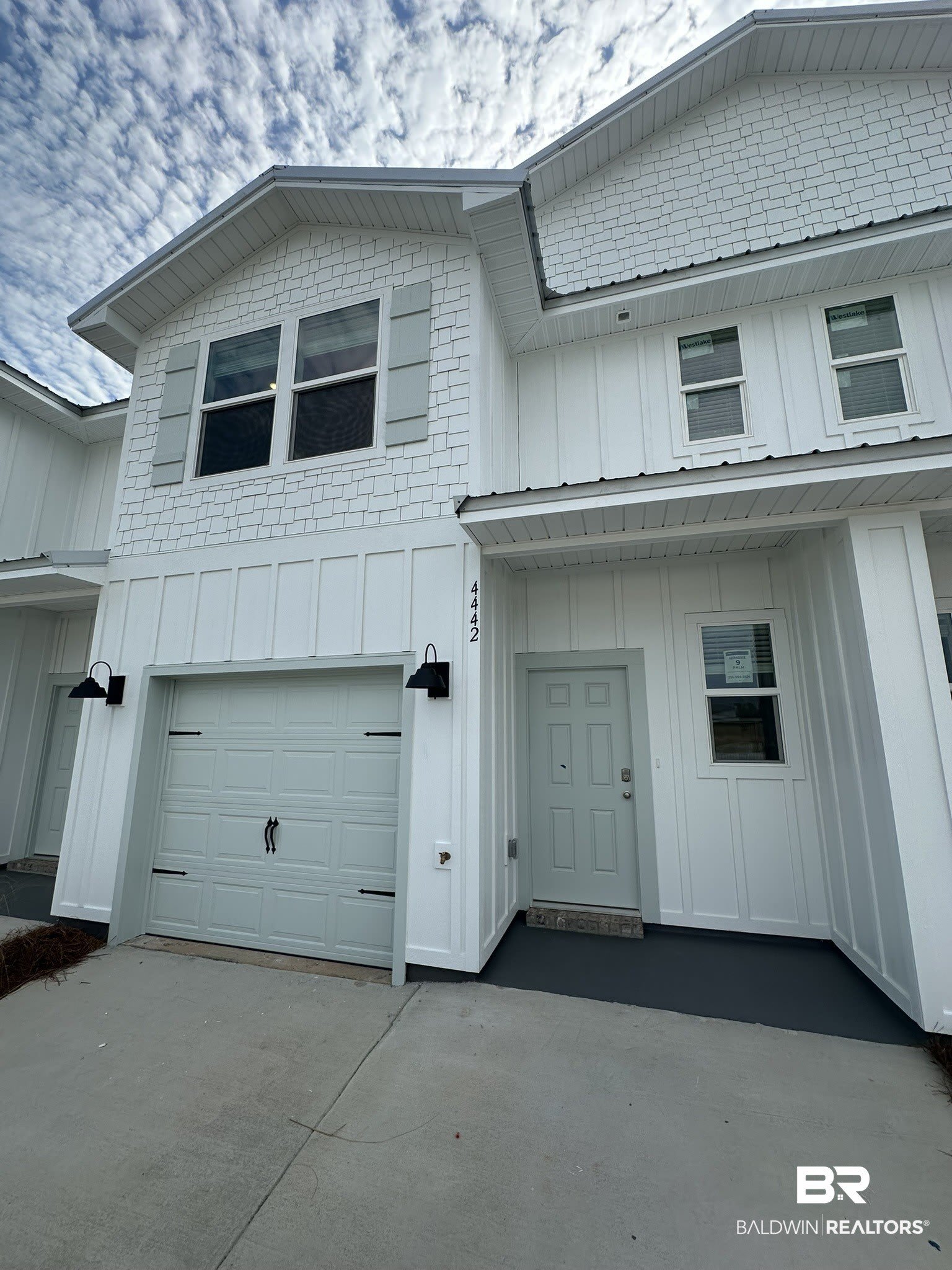 4442 Lost Bay Dr – photo 1