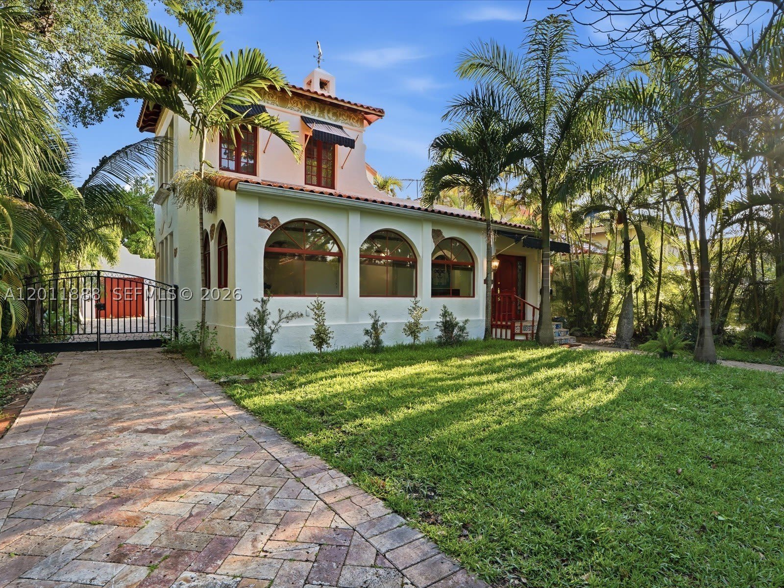 1137 Asturia Ave – photo 1