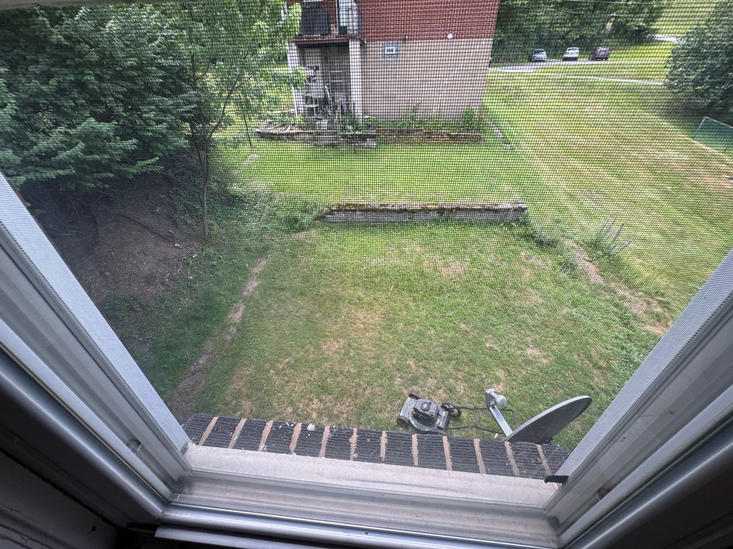 2 Bedroom 1 Bath Apartment in West Mifflin – photo 5