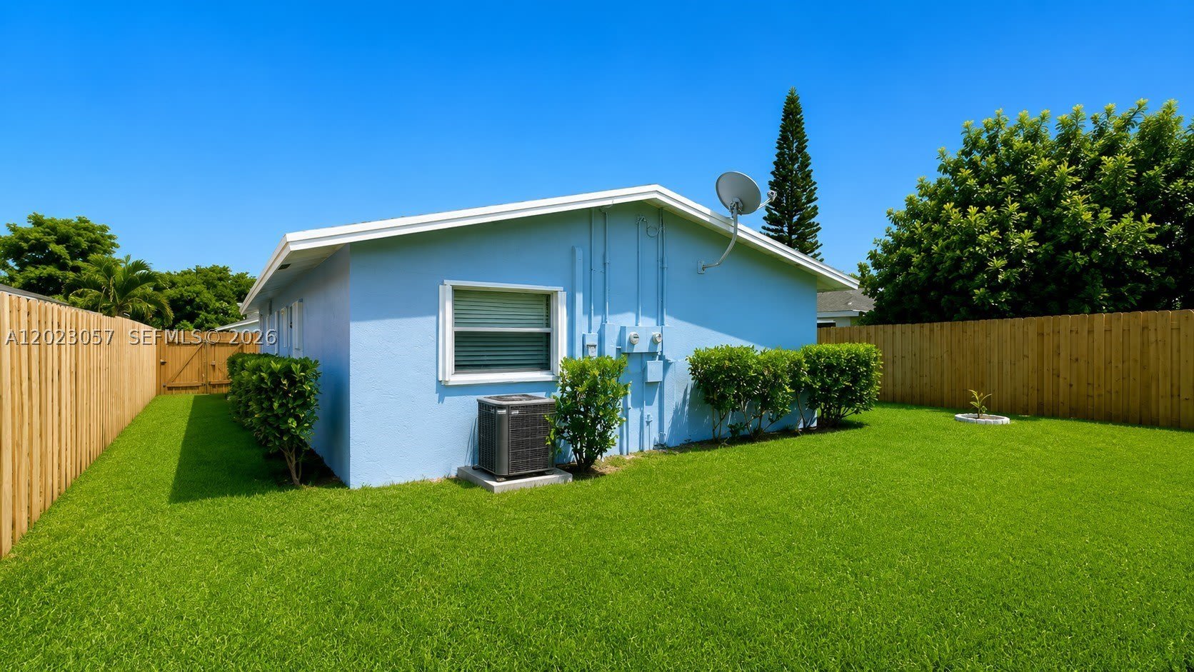 2845 NW 13th Ct – photo 3