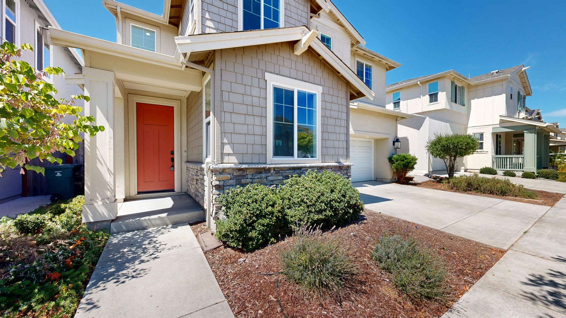 Bright Four Bedroom Three Bathroom Two Story Single Family Home – photo 3