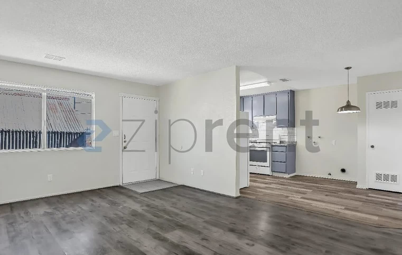 16025 L St Apt C – photo 2