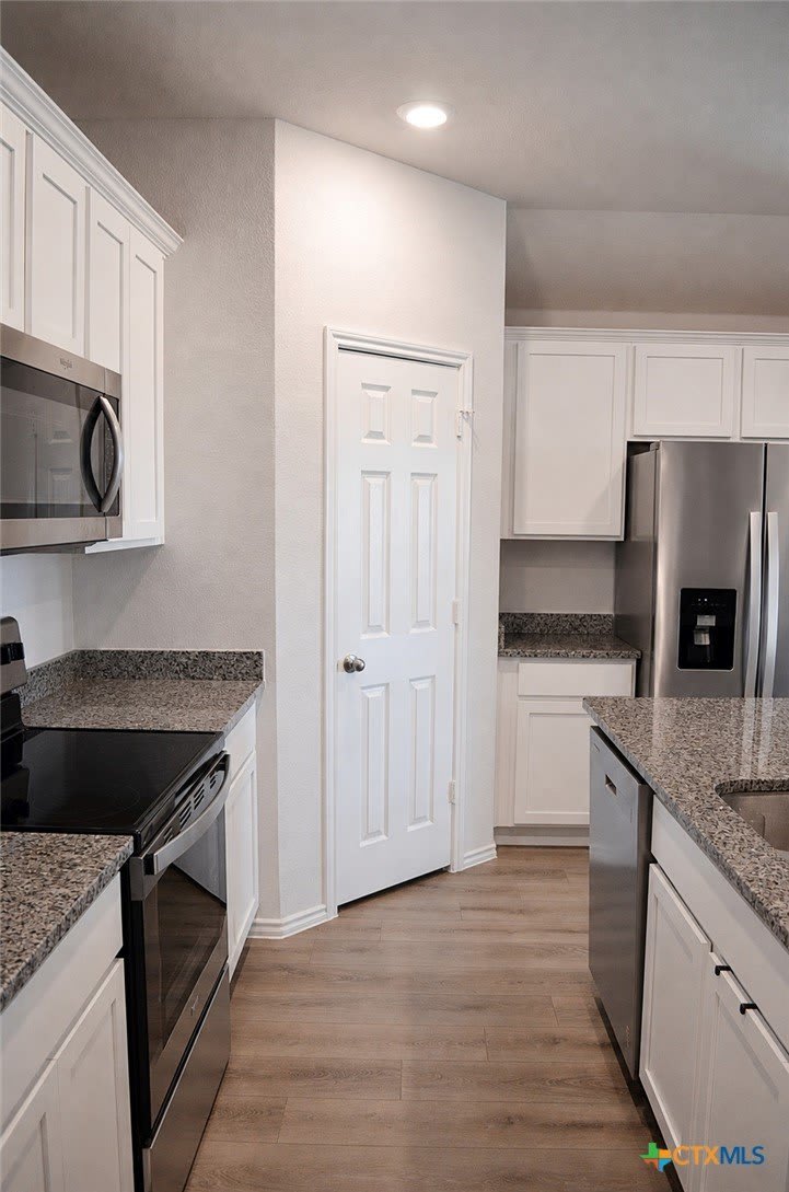 2477 Bee Creek Drive – photo 3
